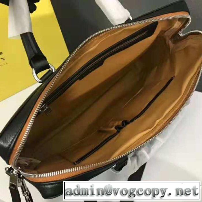 海外先行発売！ バーバリー BURBERRY 主役級のアイテム ハンドバッグ 2018年秋冬入荷
