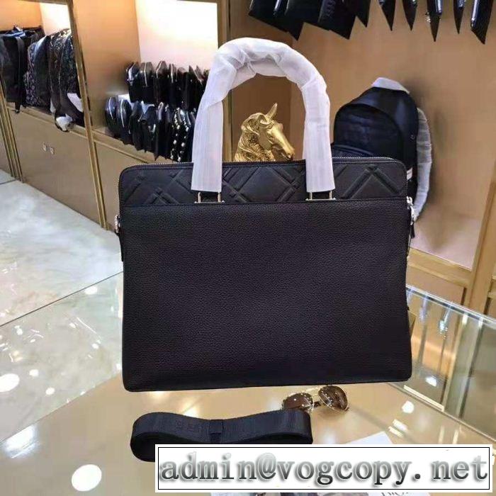 ハンドバッグ 高級感が漂う バーバリー 国内完売 BURBERRY オシャレを満喫できる