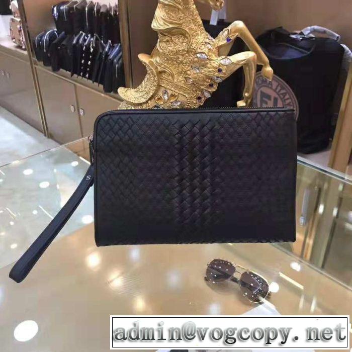  ポーチ ファッションの最先端 ボッテガ ヴェネタ BOTTEGA VENETA 着は持つべき 
