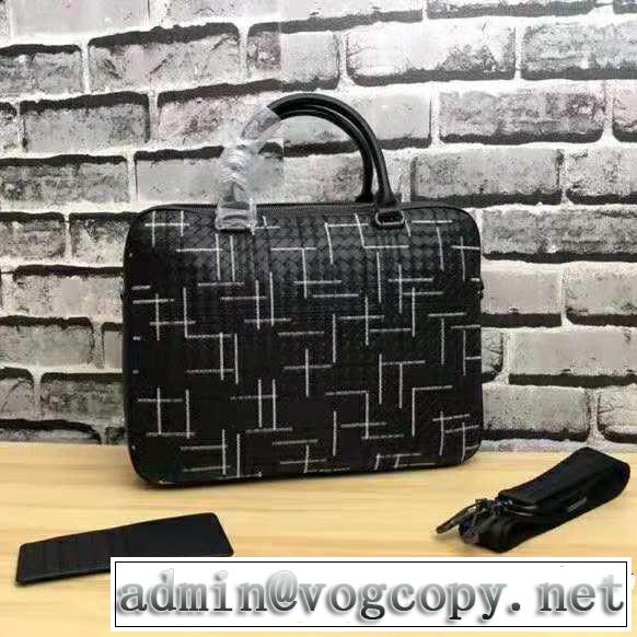 圧倒的人気新着 ボッテガ ヴェネタ BOTTEGA VENETA 一味違うデザイン ハンドバッグ 数量限定再入荷