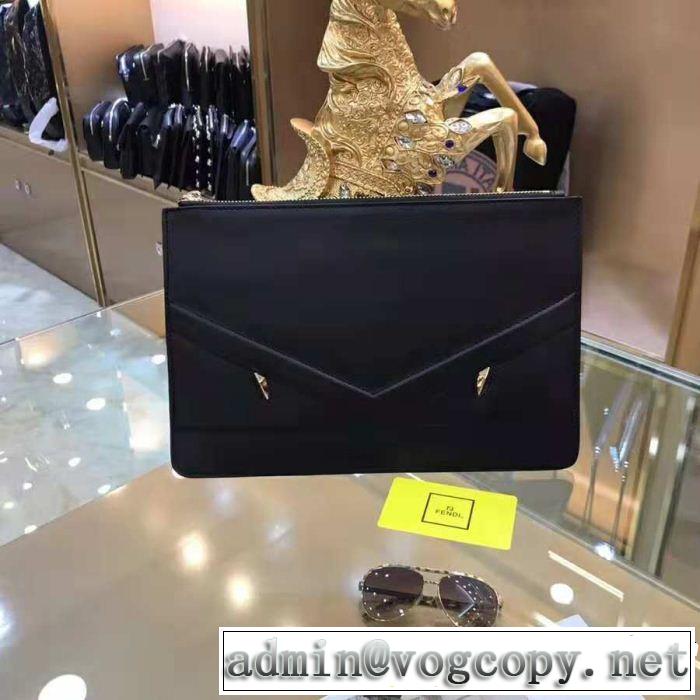  ポーチ 大人キレイめ フェンディ美品*入手困難 FENDI 今季大人気新作登場 