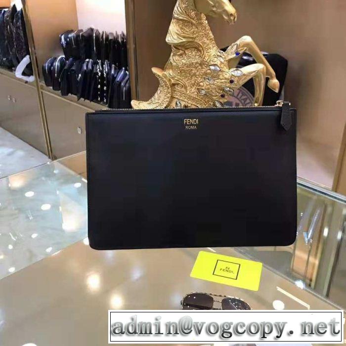 ポーチ 大人キレイめ フェンディ美品*入手困難 FENDI 今季大人気新作登場