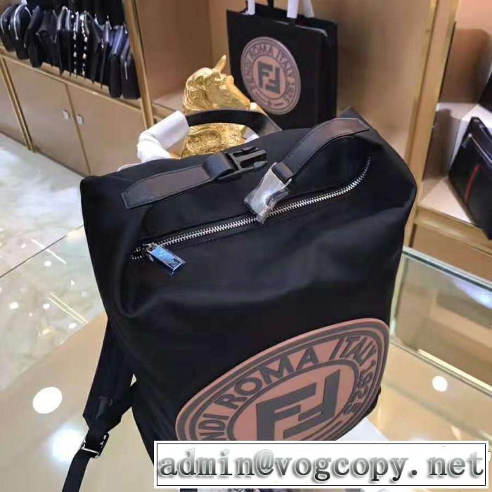 上品でファッション フェンディ大流行中  FENDI リュック 2018年秋冬シーズン