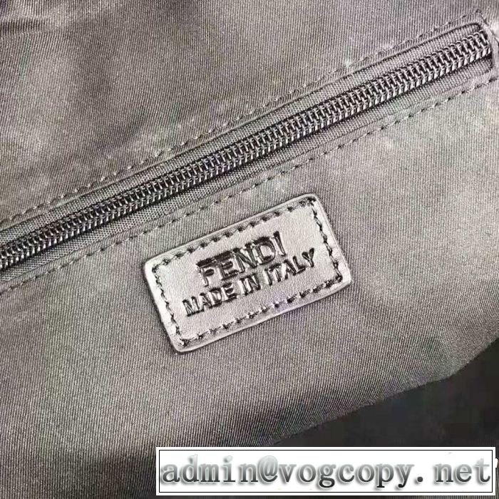 売上ランキング1位 リュック 大流行中 フェンディ18ＳＳ美品  FENDI 希少性の高い