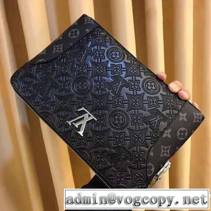 2018年秋冬シーズン ルイ ヴィトン 格上げ！ LOUIS VUITTON ポーチ 人目を引く存在感