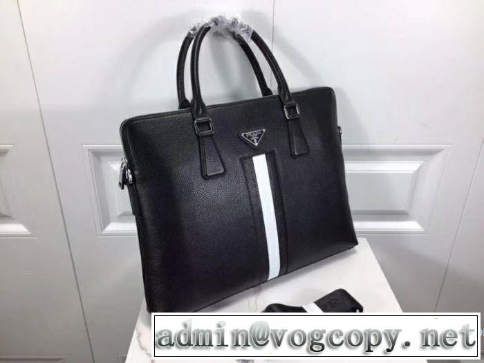 2018新入荷 プラダ PRADA 手持ち&ショルダー掛け 完売品！