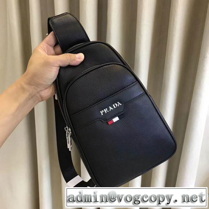 2018海外限定アイテム プラダ PRADA ボディバッグ