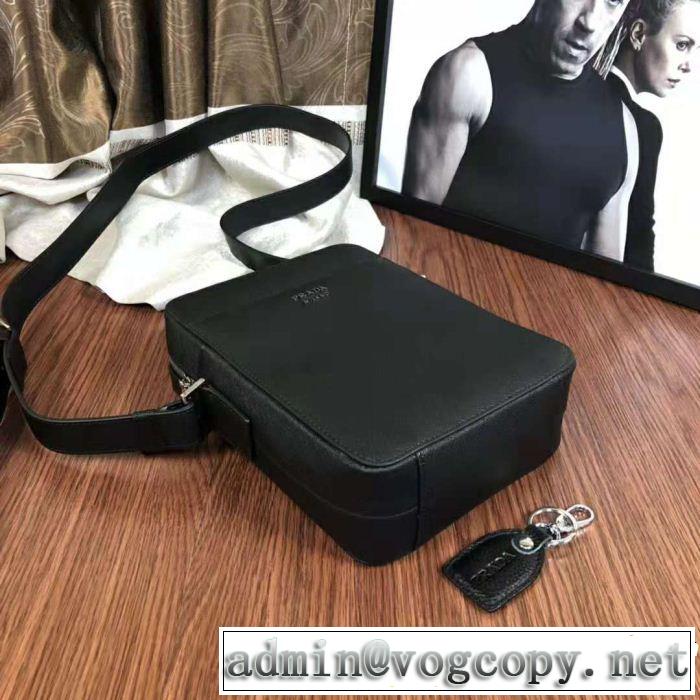 プラダ PRADA 2018人気の主流アイテム ショルダーバッグ2色可選 話題の新作到着！
