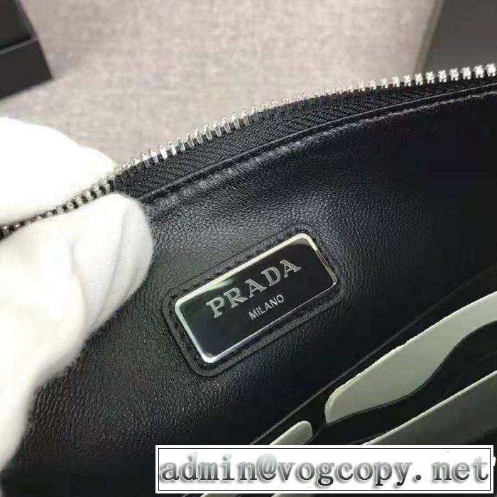 2018秋冬の定番新品到来! プラダ芸能人愛用 PRADA 2色可選 ポーチ冬季限定販売