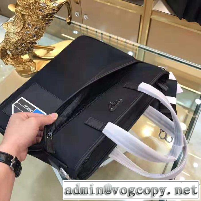 海外先行発売！プラダ秋冬大活躍  PRADA  18ＳＳ美品手持ち&ショルダー掛け今季新作登場