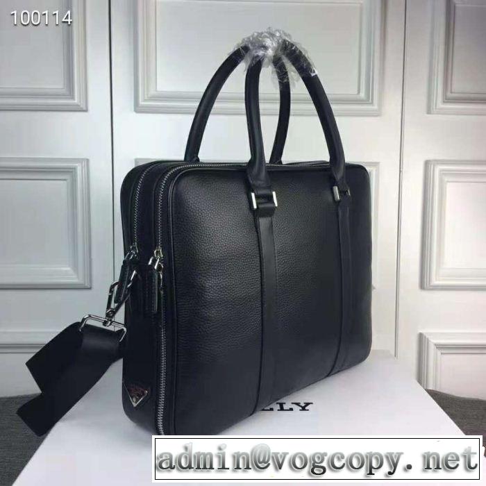 高級感が漂う PRADA 手持ち&ショルダー掛け流行っているプラダ2018秋冬の定番新品到来!