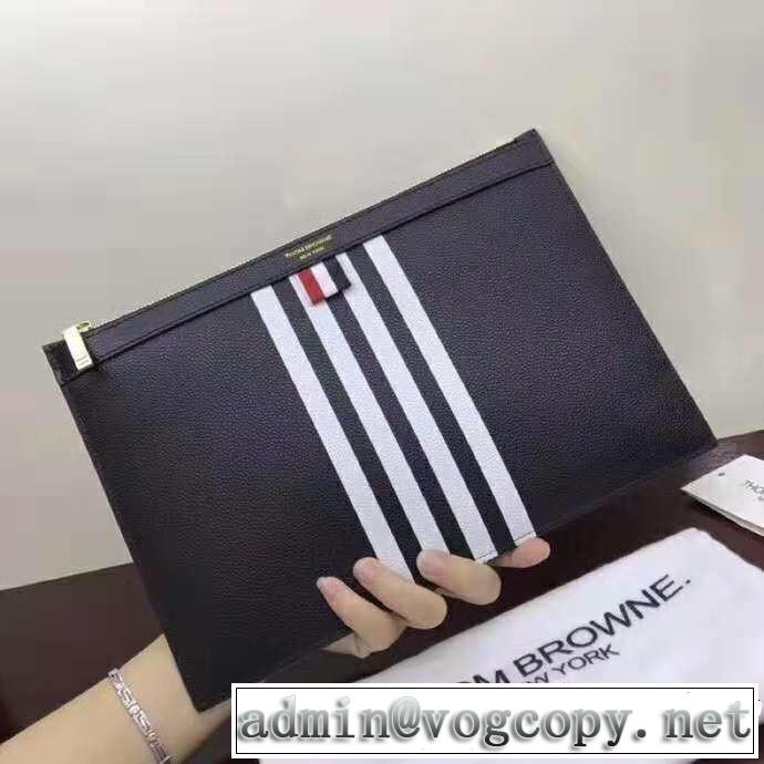 オシャレを満喫できるトムブラウン国内完売 THOM BROWNE ポーチ 2018【SALE！】
