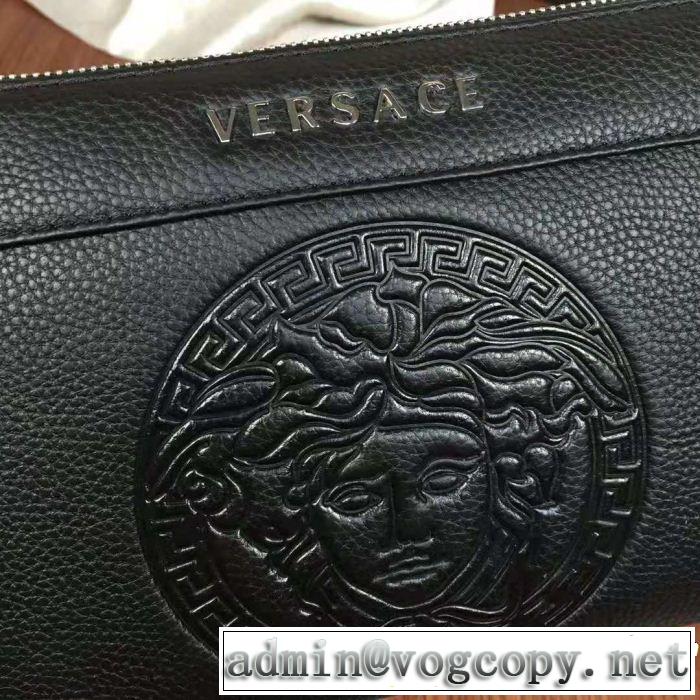 ポーチ2018人気の主流アイテム ヴェルサーチ 現代的な印象 VERSACE 海外先行発売！