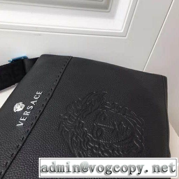 2018年秋冬入荷 ヴェルサーチ１着は持つべき VERSACE ボディバッグ流行っている