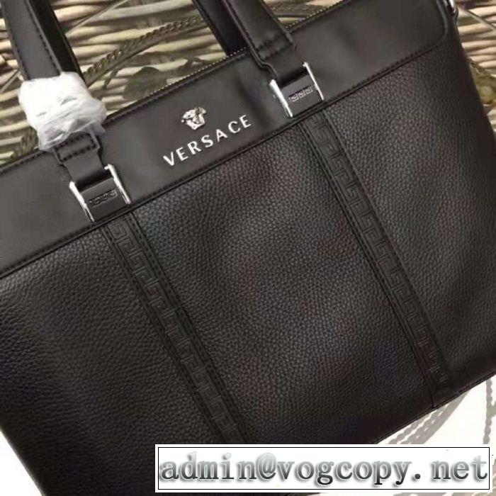 VERSACE 手持ち&ショルダー掛け上品キレイ 希少性の高い ヴェルサーチ 2018年人気満々のブランド