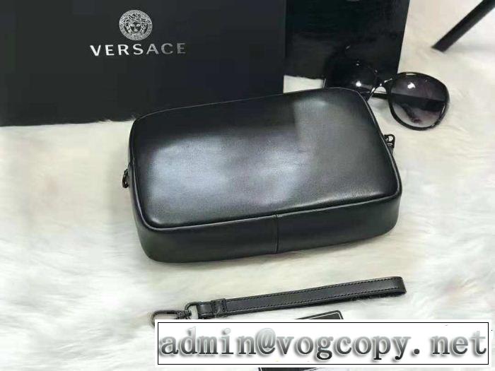 美品*入手困難 ヴェルサーチ最近人気一番！VERSACE ポーチ2018年秋冬入荷ユニークな