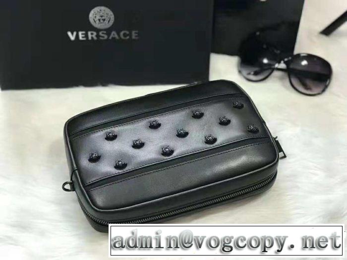 美品*入手困難 ヴェルサーチ最近人気一番！VERSACE ポーチ2018年秋冬入荷ユニークな