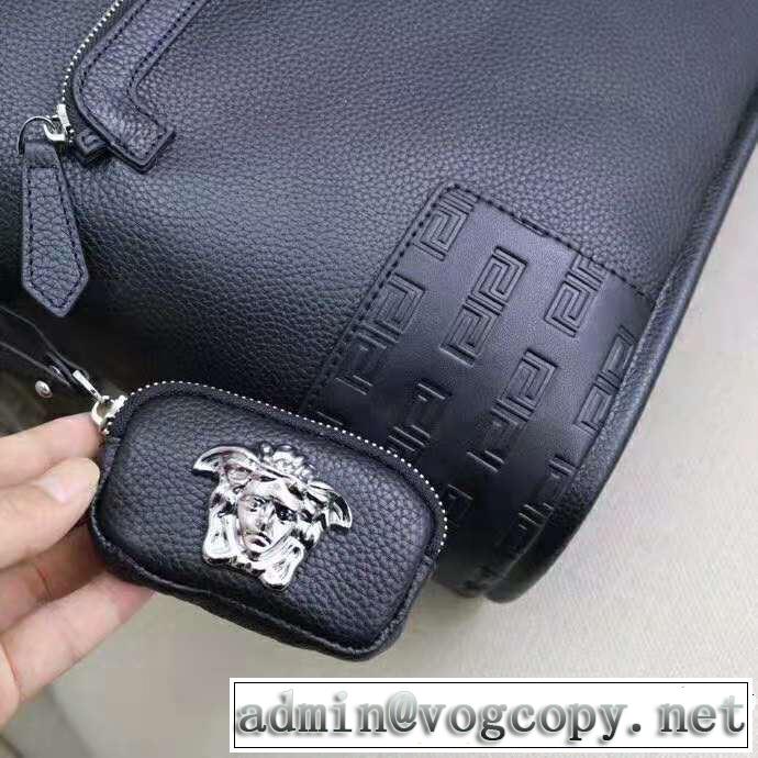 オシャレを満喫できる ヴェルサーチ 今年っぽくNEWファッション VERSACE ショルダーバッグ18ＳＳ美品