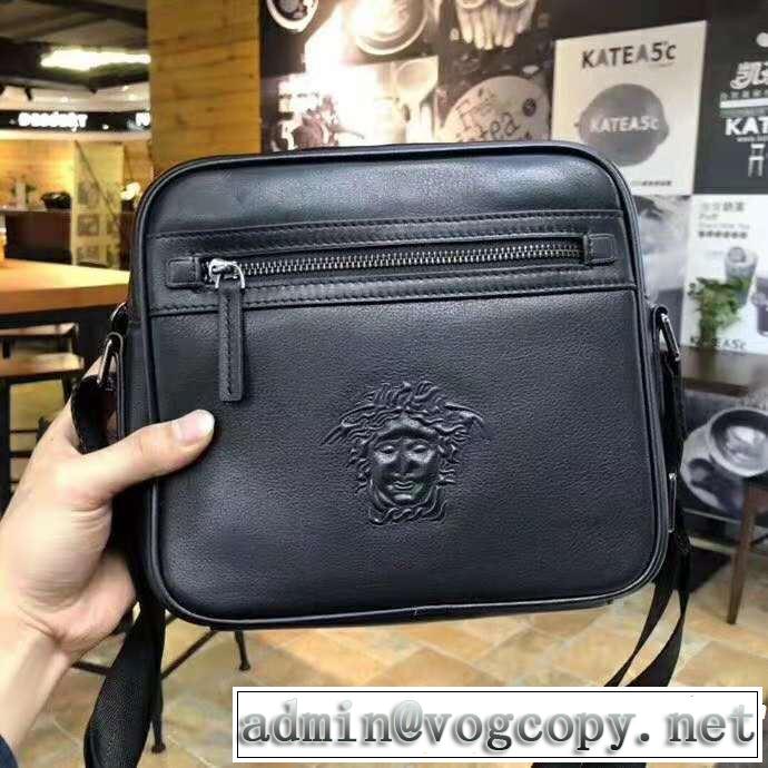 2018新品入荷 ヴェルサーチ 華やかさ満点 VERSACE 品良く 手持ち&ショルダー掛け