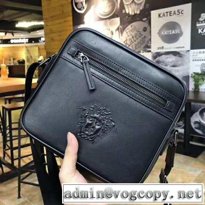 2018新品入荷 ヴェルサーチ 華やかさ満点 VERSACE 品良く 手持ち&ショルダー掛け