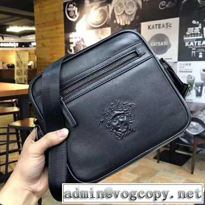 2018新品入荷 ヴェルサーチ 華やかさ満点 VERSACE 品良く 手持ち&ショルダー掛け