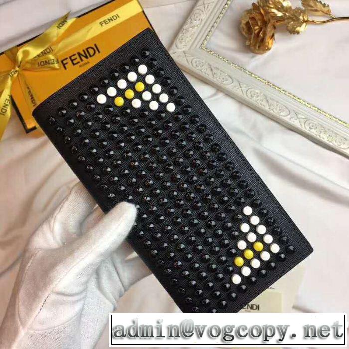  旬のアイテム 財布 フェンディ現代的な印象 FENDI 2018年秋冬入荷大人キレイめ
