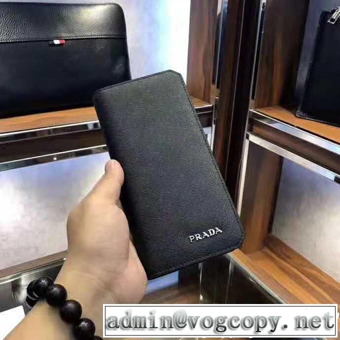 PRADA プラダ 冬季限定販売 二つ折り財布 秋冬セール2018秋冬の定番新品到来!