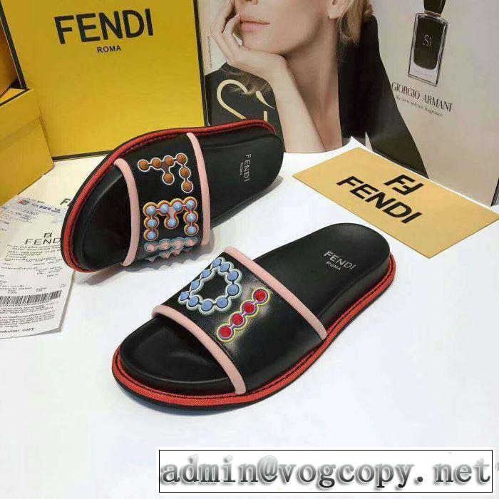 追跡あり☆入手困難!! フェンディ FENDI 2018春夏新作 サンダル