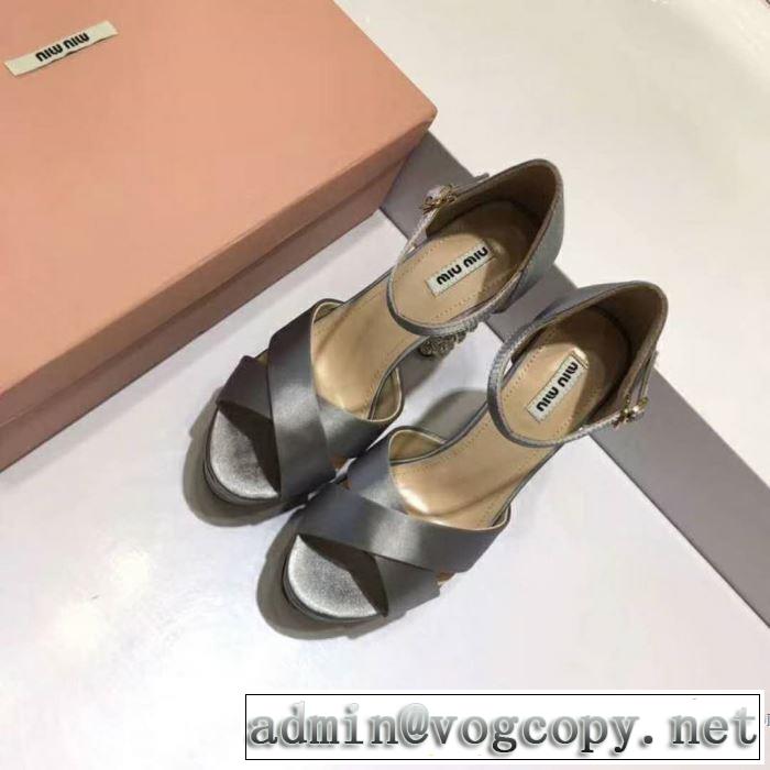 大人キレイに仕立てる ミュウミュウ MIUMIU 2018春夏新作 サンダル 2色可選