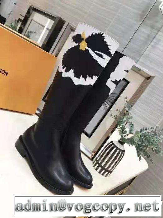  冬季限定販売  VALENTINO ピュアな印象に 2018最高ランキング  ブーツ 関税負担
