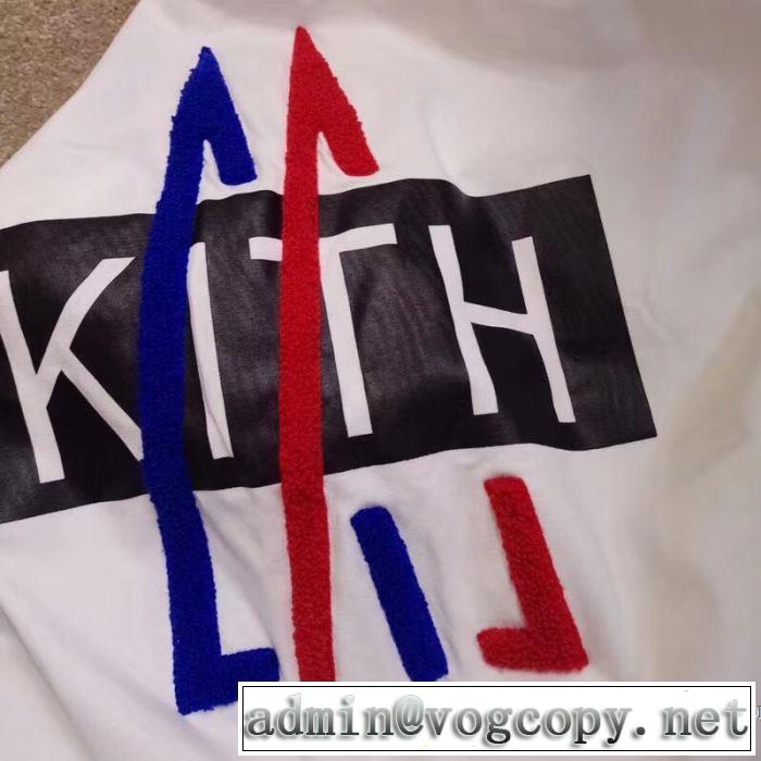 細身のシルエット 2018春夏新作 2色可選 一味違うデザイン 半袖Tシャツ モンクレール MONCLER