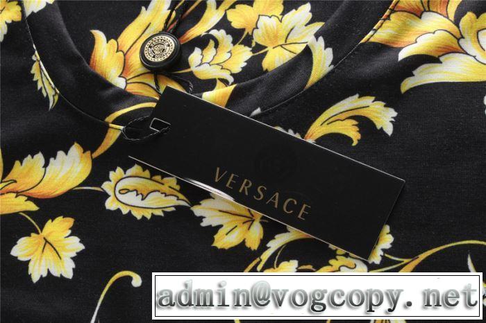 ヴェルサーチ VERSACE 半袖Tシャツ ラックスした雰囲気 大人キレイめ 2018春夏新作