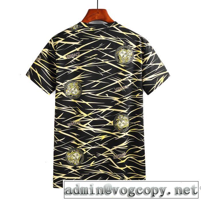 2色可選 優しいフィット感 半袖Tシャツ 2018春夏新作 大人っぽく知的な ヴェルサーチ VERSACE