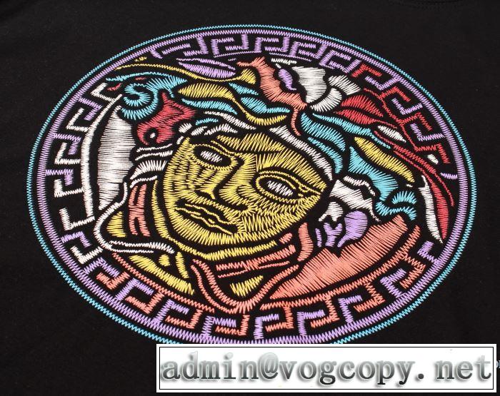 4色可選 半袖Tシャツ 2018春夏新作 吸汗速乾 ヴェルサーチ VERSACE 今季爆発的な人気