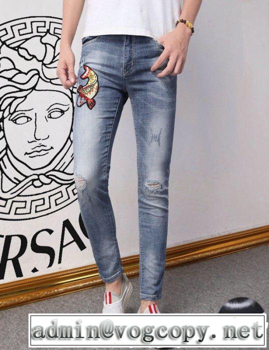  2018新品入荷　美品*入手困難　ARMANI アルマーニ  ジーンズ　人気デザインで欲しい　絶妙な新商品