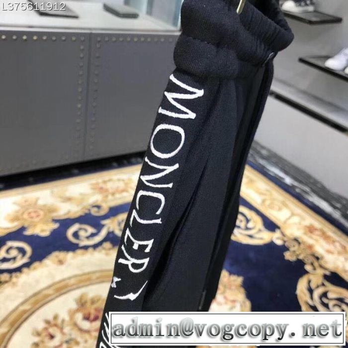 2018年秋冬コレクション  MONCLER モンクレール デニムパンツ 人気の定番カラー 限定品