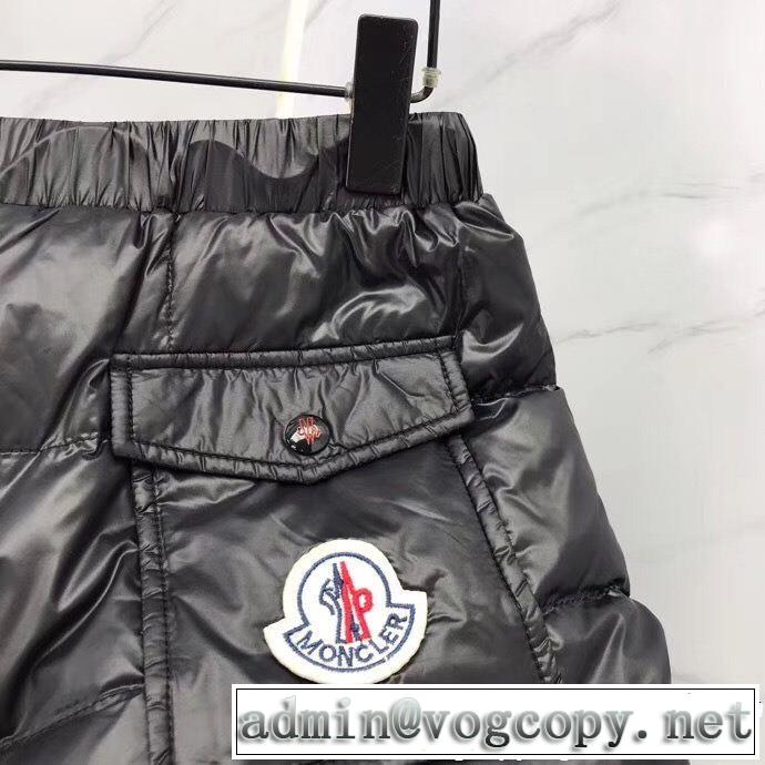 デニムパンツ 根強い人気定番商品 大人気商品再入荷! MONCLER モンクレール