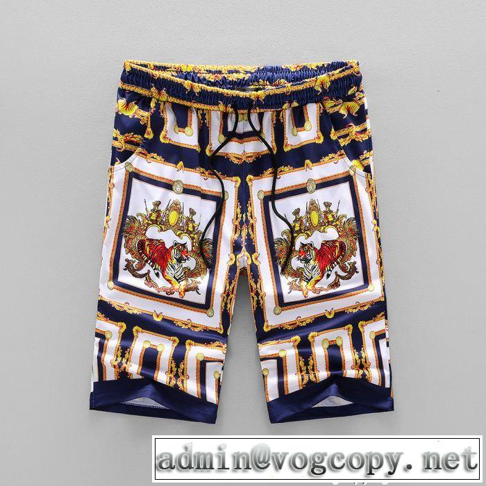  春夏新作コレクション ヴェルサーチ 好評なアイテム  VERSACE ブランド ジーンズ 雑誌で話題の商品