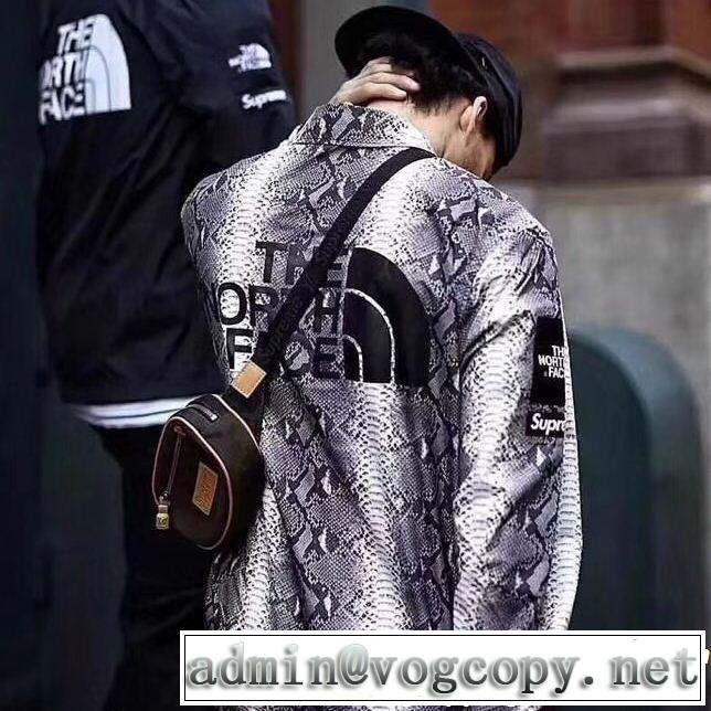 超激安価格 人気デザインで欲しい Supreme X TNF  ブルゾン 秋冬トレンド