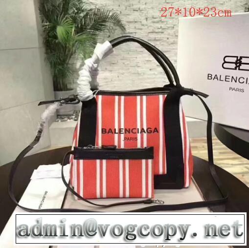 高級感漂うBALENCIAGAバレンシアガ偽物ショルダー付きレディーストートバッグ主役級のアイテム
