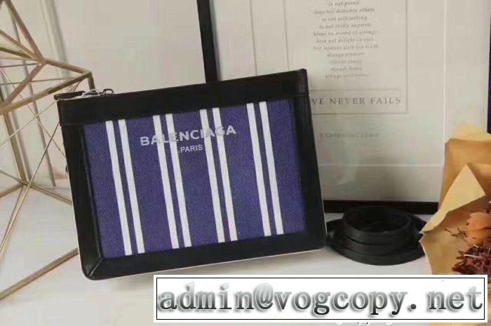 シンプルなデザインショルダー付きバレンシアガ偽物Balenciaga人気レディースクラッチバッグ