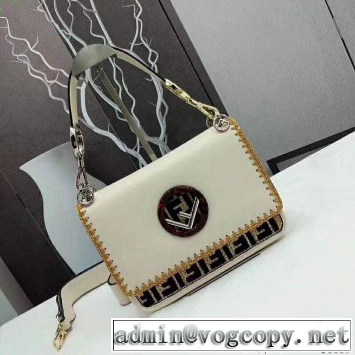多色可選 2018夏の定番新品到来! 超人気美品 フェンディ FENDI バッグ レディース