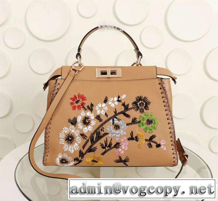  ファッショニスタ愛用 FENDI フェンディ 魅力をプラス  ショルダーバッグ 秋冬超人気の最新作