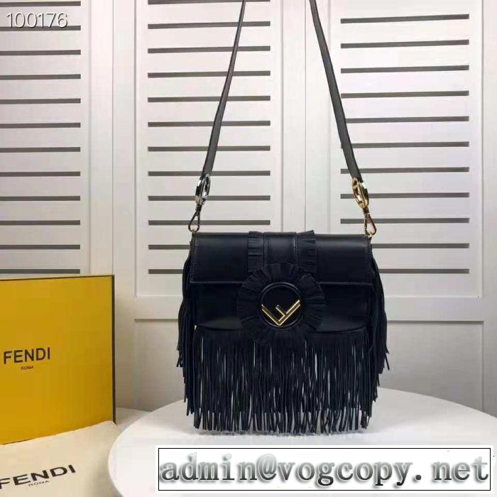  2色可選 超目玉新作 フェンディ FENDI 個性的なモデル ショルダーバッグ 現代的な印象 