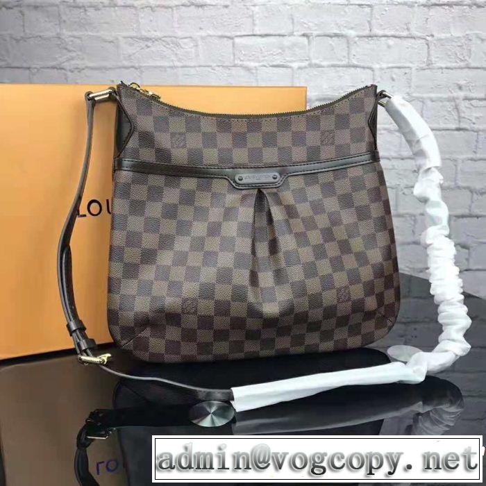 ファッションの最先端！ 流行っている 格好良いアイテム LOUIS VUITTON ルイ ヴィトン ショルダーバッグ