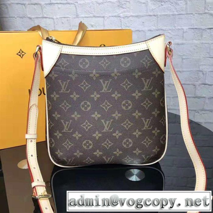 モノグラム LOUIS VUITTON ルイ ヴィトン 上品でファッション 2018年秋冬シーズン 秋冬トレンド