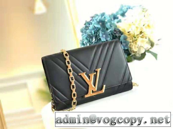 ショルダーバッグ 4色可選 人目を引く存在感 2018新品入荷 冬季限定販売 LOUIS VUITTON ルイ ヴィトン