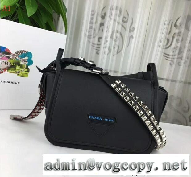  上品でファッション PRADA プラダ 希少性の高い  ショルダーバッグ 多色可選