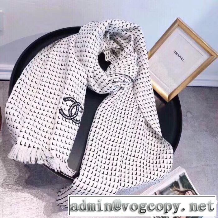 ロングマフラー 2色可選 上品でファッション CH CH ファッションの最先端！