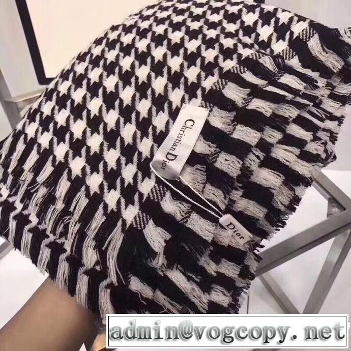 美品*入手困難 ディオール大人っぽい DIOR モデル大絶賛 ロングマフラー 2018年秋冬入荷
